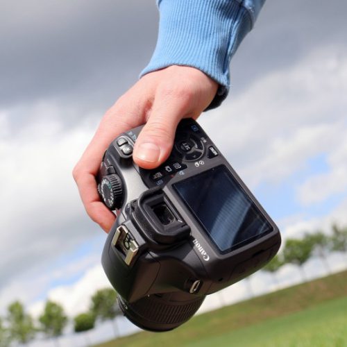 Sesja rodzinna w plenerze – jak znaleźć dobrego fotografa?